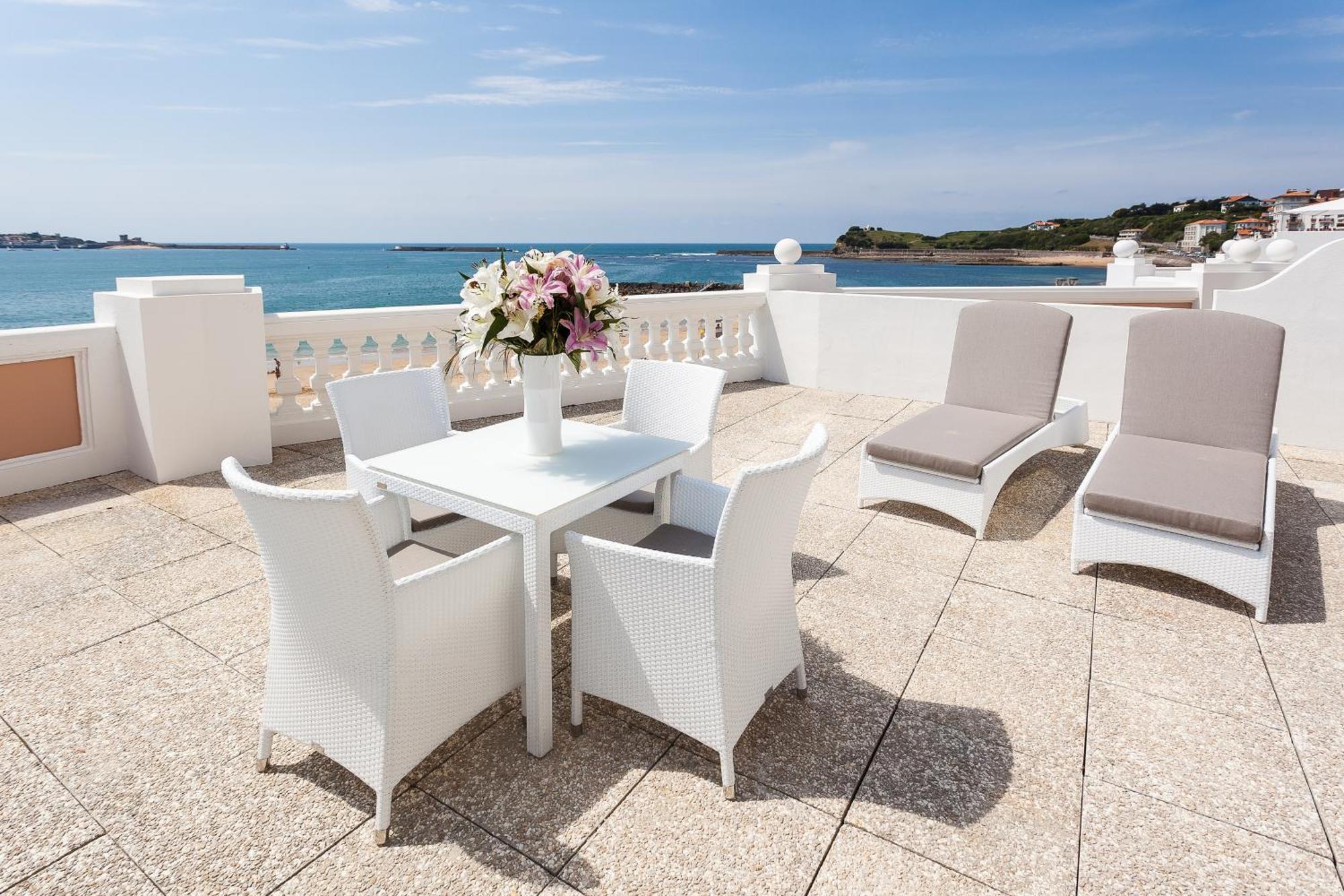 Grand Hotel Thalasso & Spa Saint-Jean-de-Luz Szoba fotó